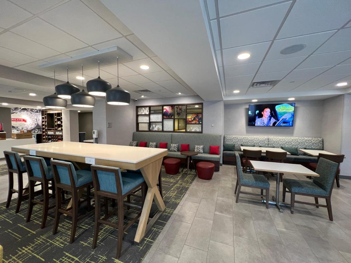 Hampton Inn Lincoln White Mountains Bagian luar foto