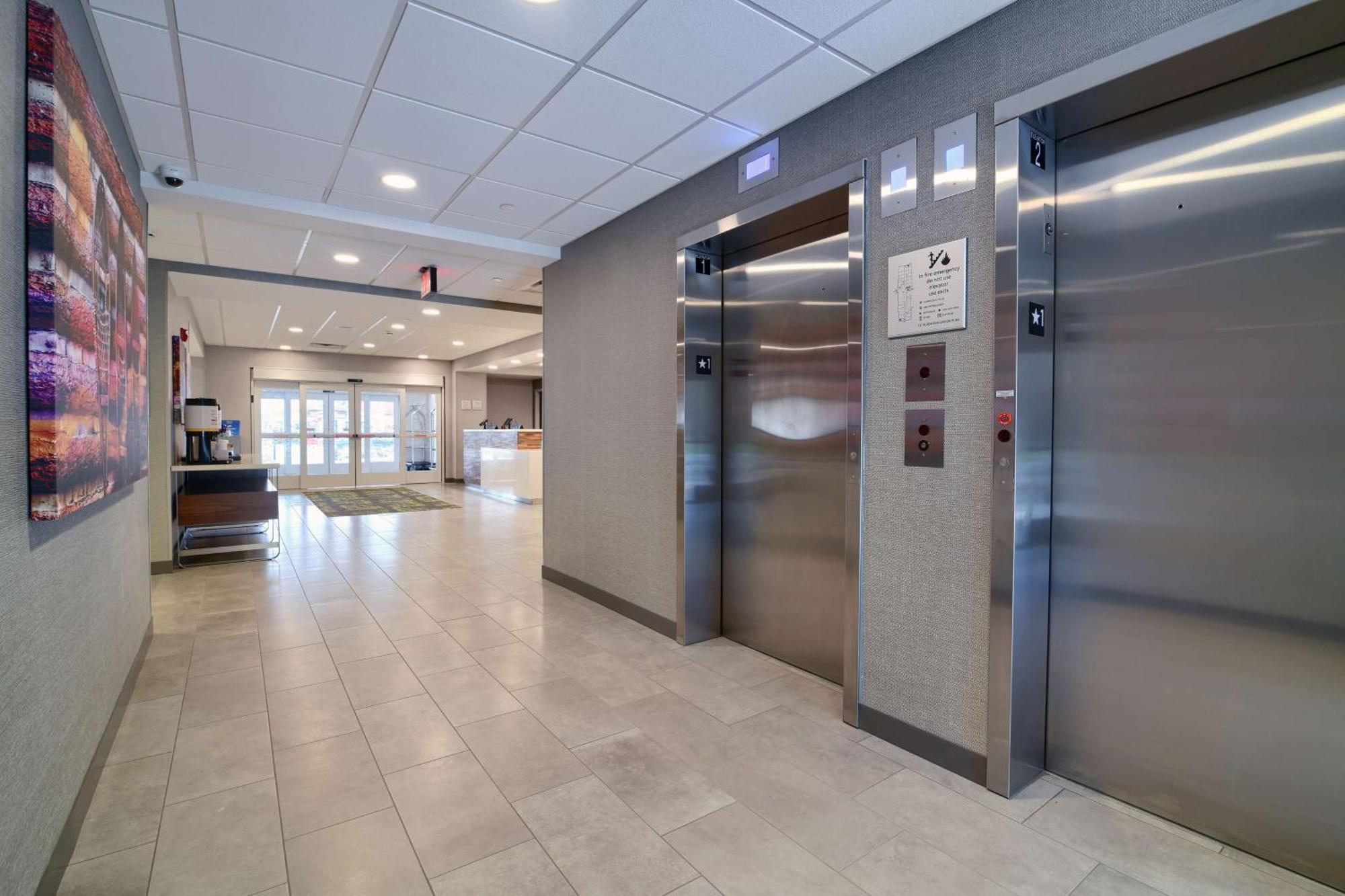 Hampton Inn Lincoln White Mountains Bagian luar foto