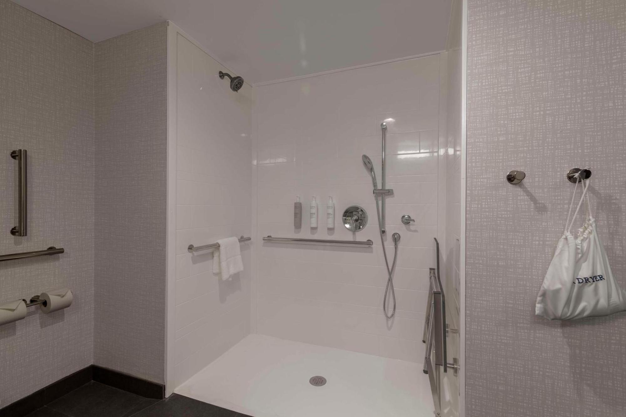 Hampton Inn Lincoln White Mountains Bagian luar foto