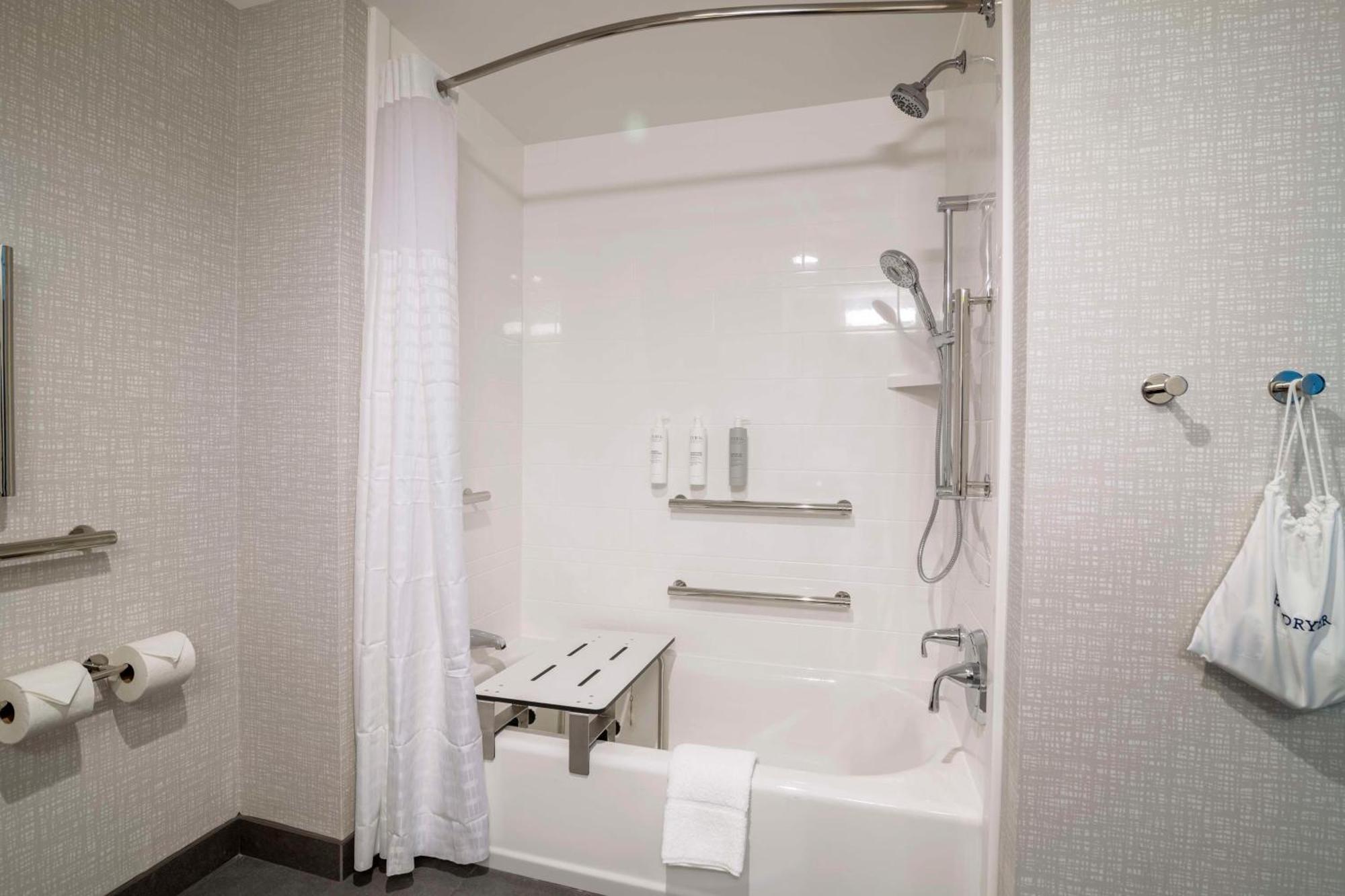 Hampton Inn Lincoln White Mountains Bagian luar foto