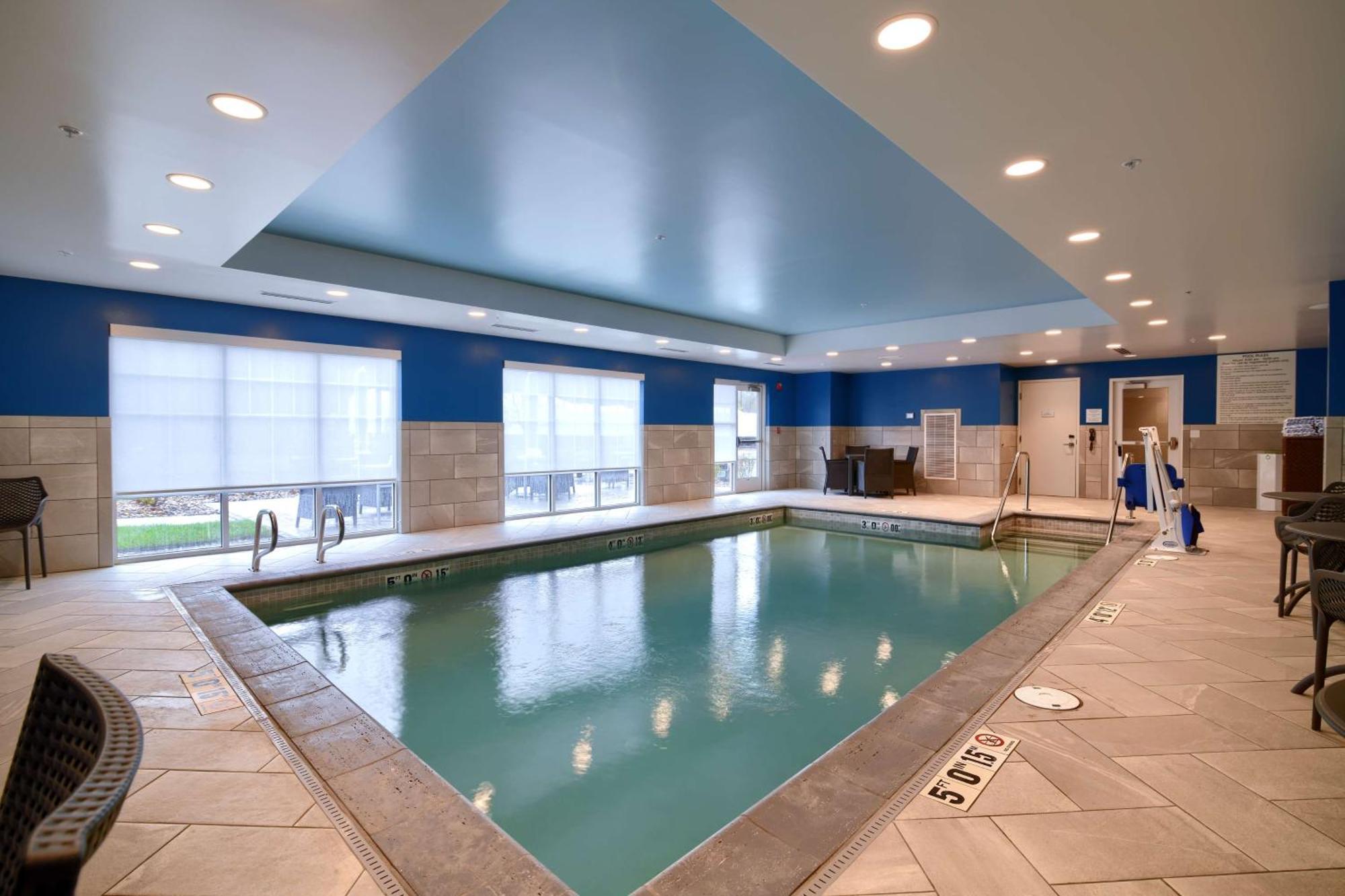 Hampton Inn Lincoln White Mountains Bagian luar foto