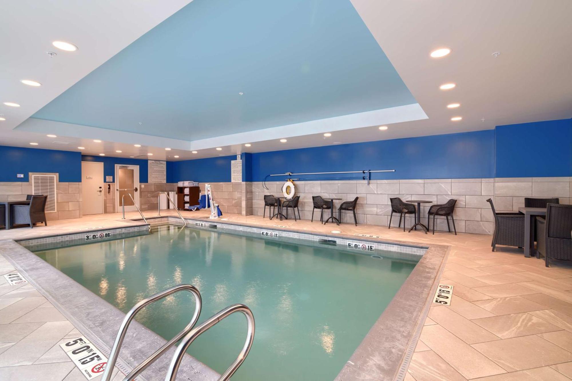 Hampton Inn Lincoln White Mountains Bagian luar foto